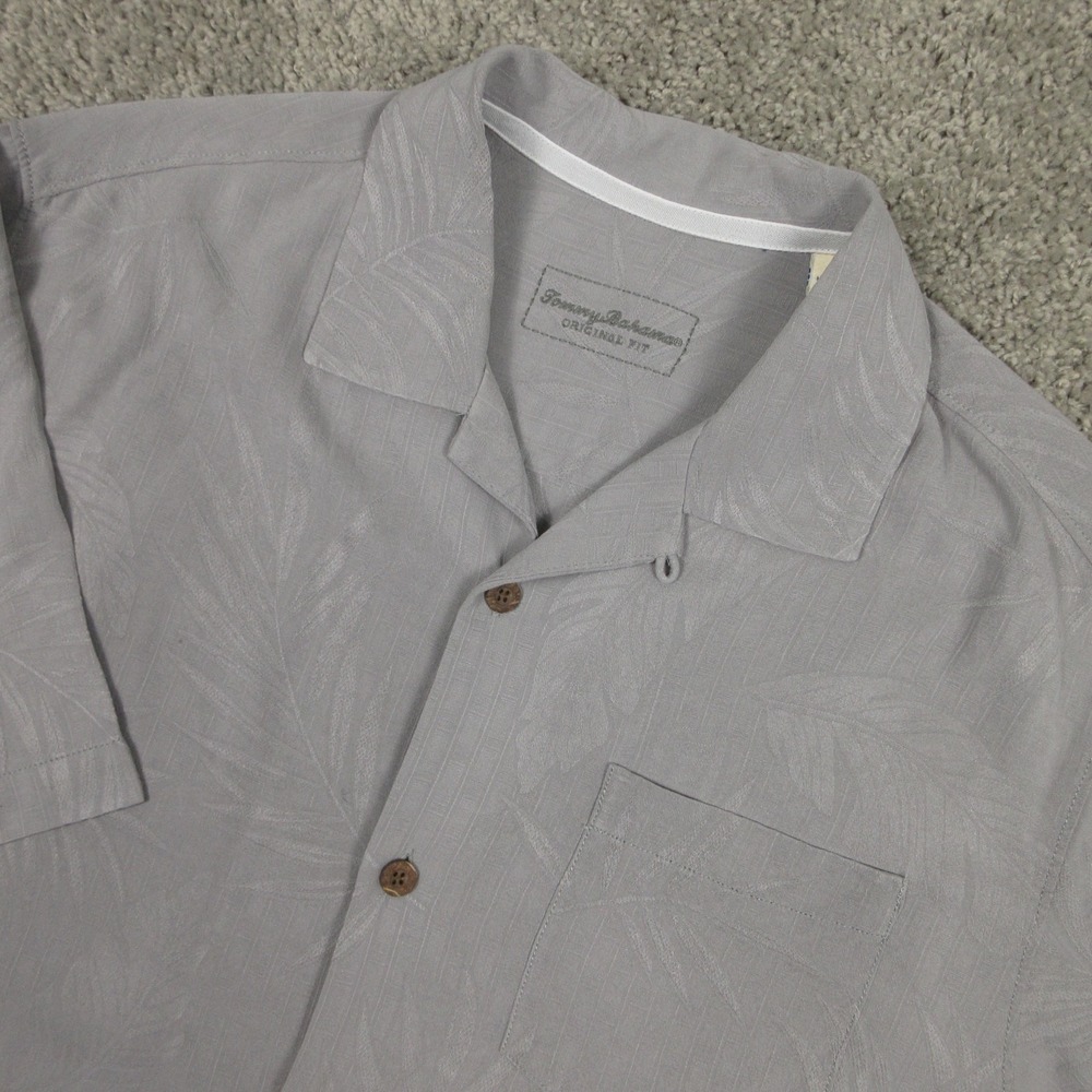 Tommy Bahama Shirt Mens Medium Gray Floral Camp Loop Collar Hawaiian Aloha Silk - Picture 2 of 8